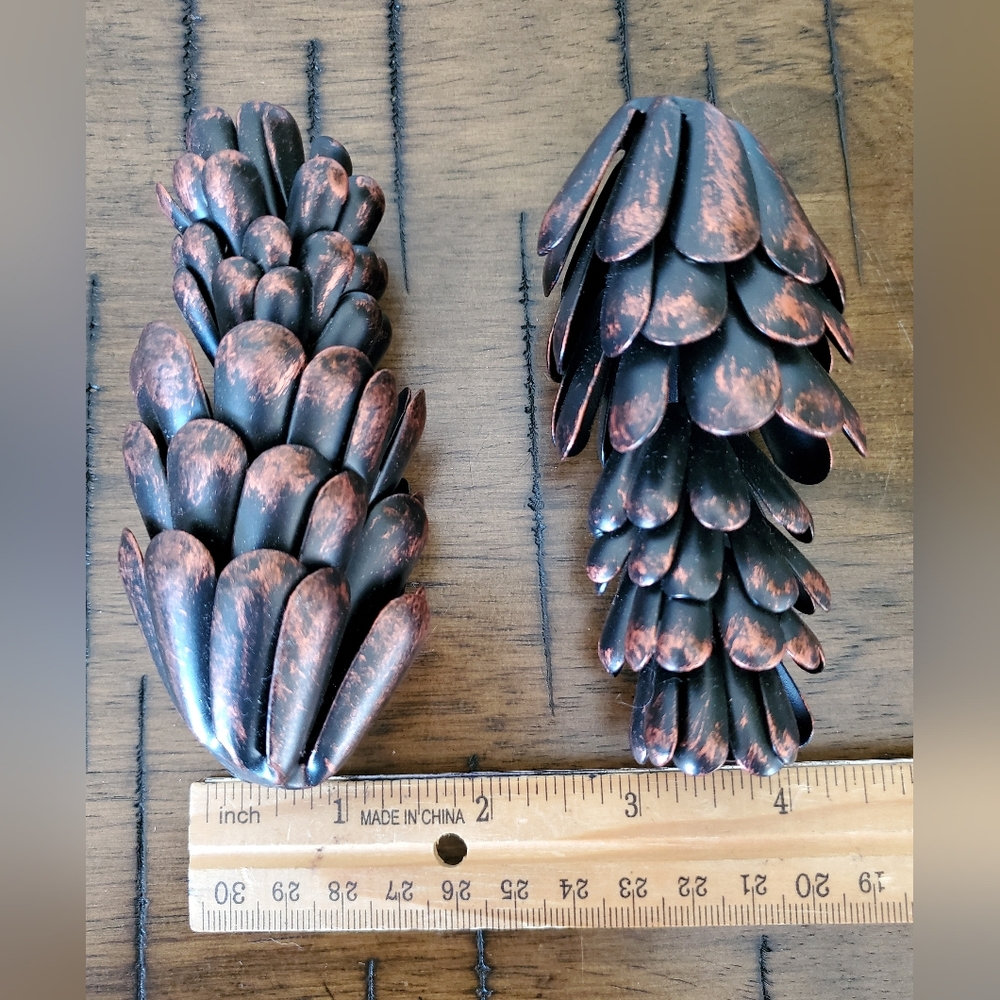 Metal Pine Cones Set of 3 - Rustic Cabin Lodge Decor - Distressed Bronze Copper - Picture 2 of 7